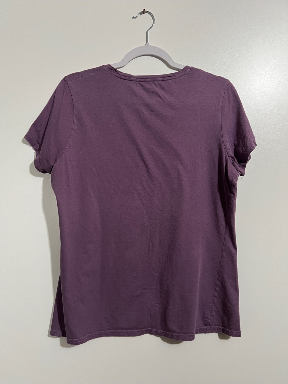 Pact Organic Cotton Short Sleeve Shirt in Eggplant Purple Size Large Womens - Picture 4 of 6